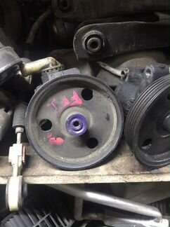 Ford Focus I насос гидроусилителя