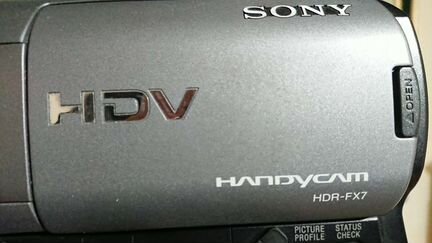 Видеокамера sony
