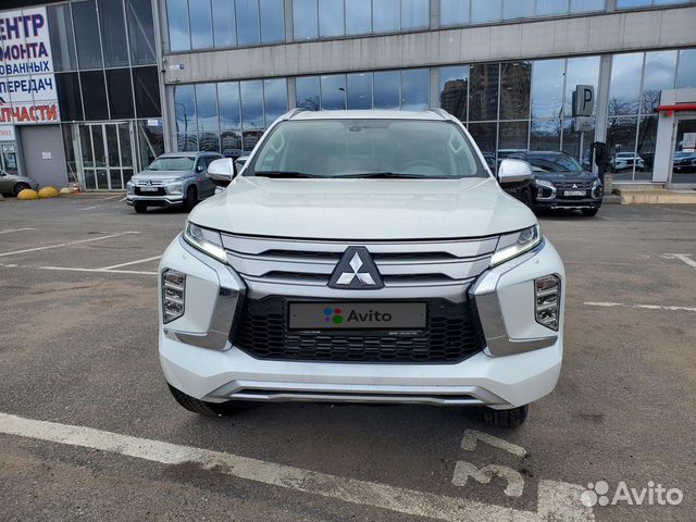 Mitsubishi Pajero Sport 2.4 AT, 2022