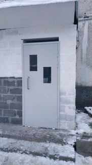 Двери: входные подъездные противопожарные, уличные