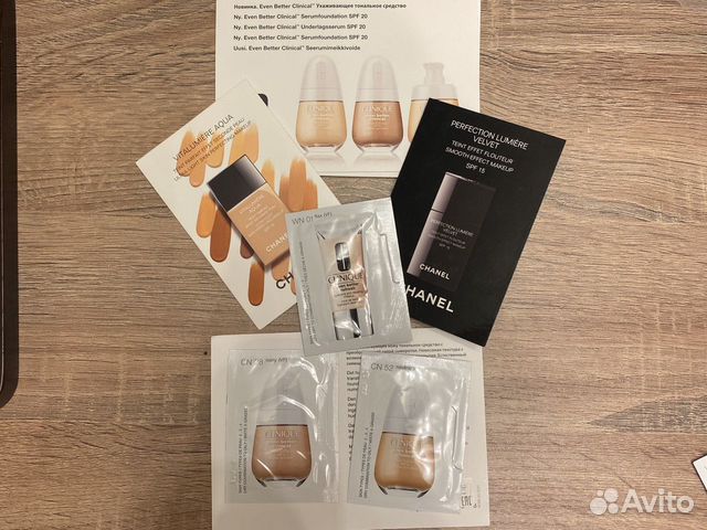 Палетка теней, хайлайтер, тональный крем