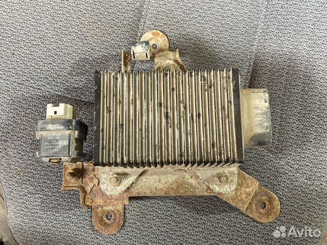 Блок управления впрыском Mitsubishi carisma