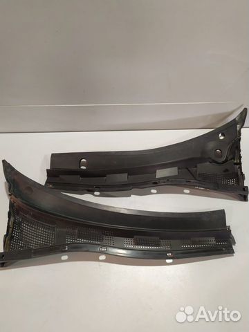 Жабо Mazda 3 2009