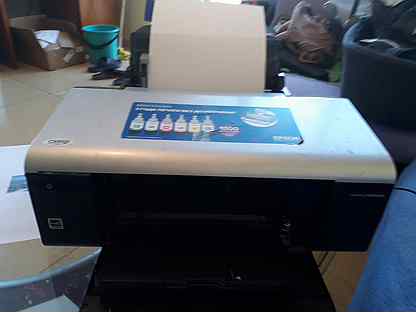 Цветной принтер epson R290