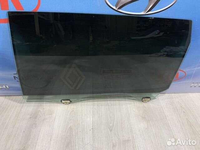 Стекло боковое двери Geely emgrand X7 Лев