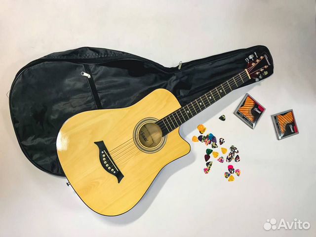 Гитара акустическая