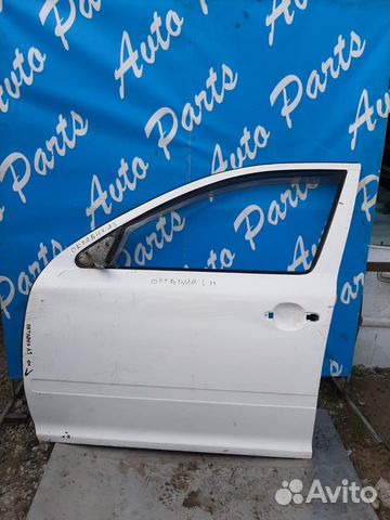 Дверь Шкода Октавия А5 передняя левая белая с деф