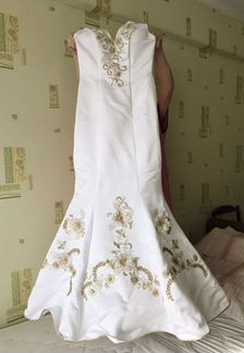 Свадебное платье 42-44 размер