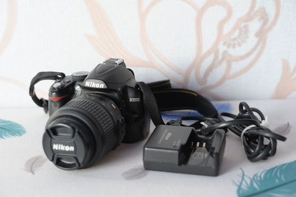 Nikon D3000 kit 18-55 / 3.5-5.6