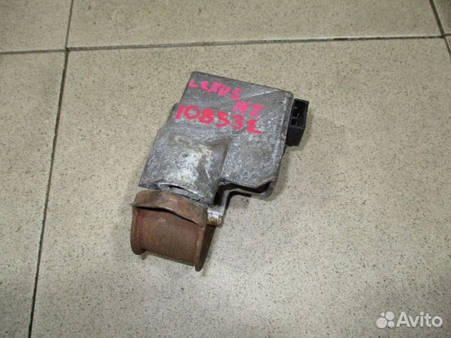 Замок рулевого управления Lexus NX 200t/300 (AZ10)