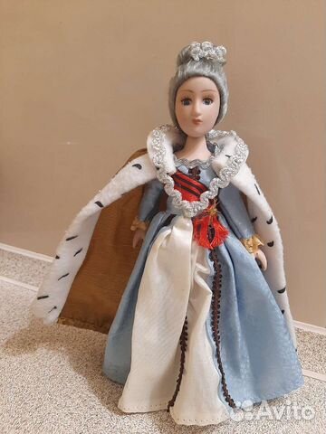 Кукла фарфоровая коллекционная