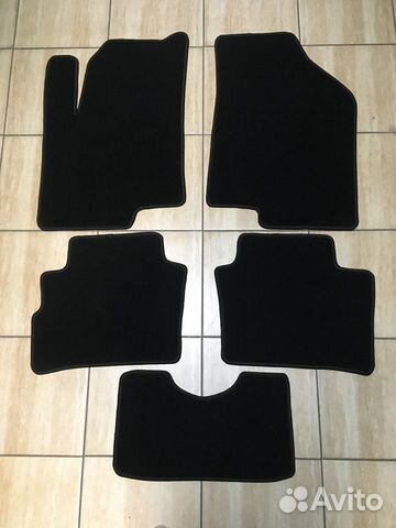 Автоковрики велюровые для Сузуки Витара. черные