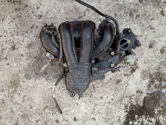 Коллектор впускной Ford Mondeo 3 1 8i