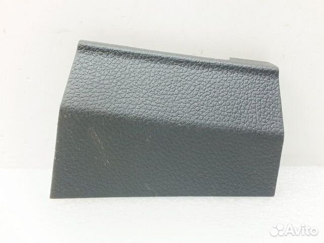 Накладка в салоне передняя левая Nissan Qashqai