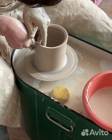 Мастер класс за гончарным кругом