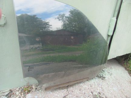 Стекло переднее правое Ваз 2110,2111