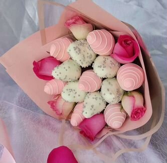 Клубника в шоколаде букеты и не только