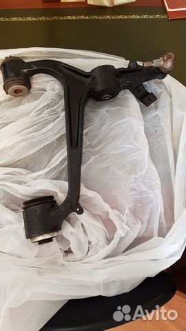 Новый оригинальный рычаг W210 4 matic