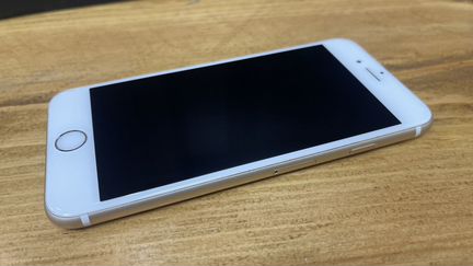 Смартфон Apple iPhone 6S 32Gb LTE