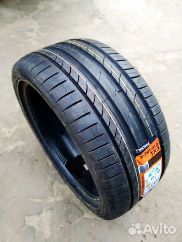 Tracmax X-Privilo TX3 235/40 R18