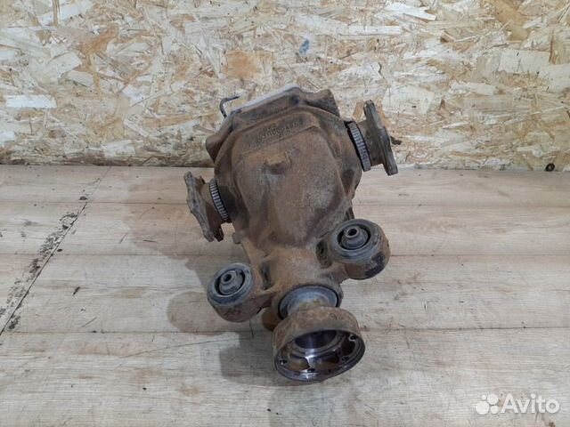 Редуктор заднего моста задний Infiniti M35 Y50