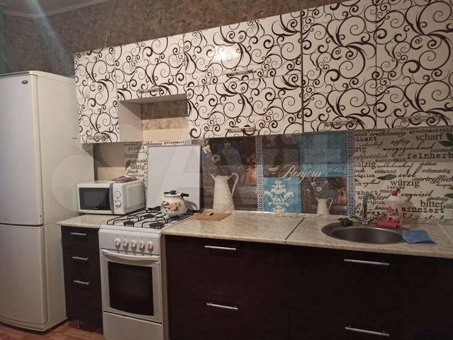 1-к. квартира, 42 м², 9/10 эт.