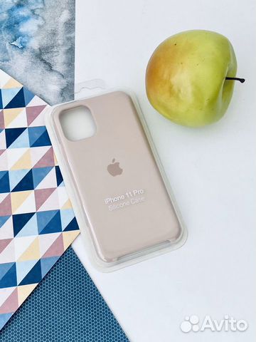 Чехол на iPhone 11