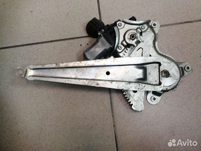 Стеклоподъёмник задней левой двери Камри 40