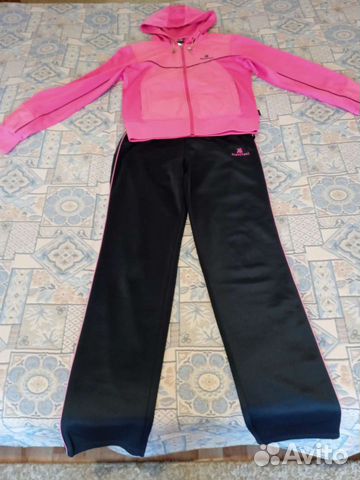 Костюм спортивный