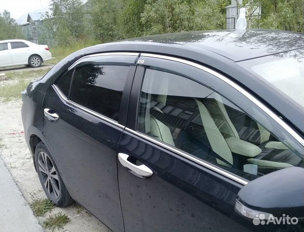 Ветровики хроммолдинг на Тойота Королла