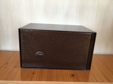 Сейф (пистолетный шкаф)