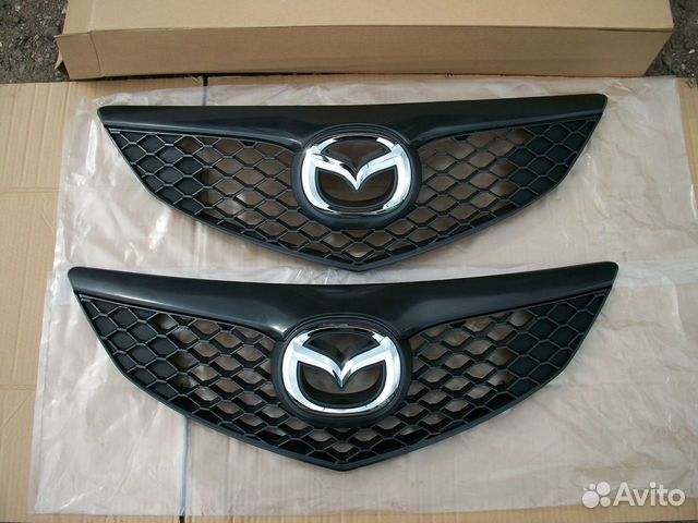 Решётка радиатора тайвань Mazda 3 BK хэтч рестайл