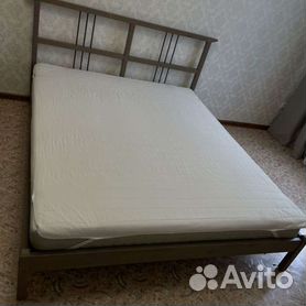 Кровать двухспальная с матрасом IKEA 160 200