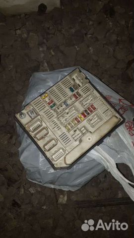 Блок предохранителей Renault Megane 2