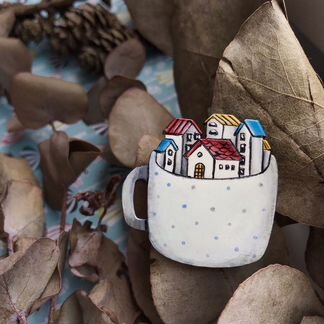 Деревянная брошь значок ручной работы