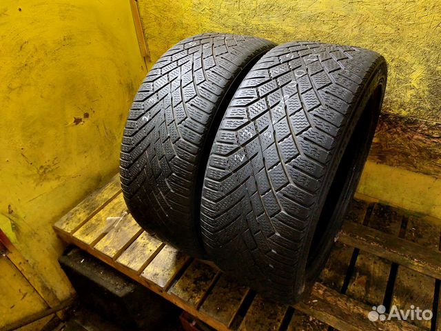 Continental ContiVikingContact 7 235/45 R18 98T