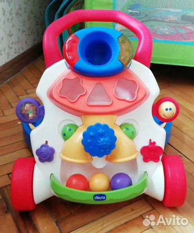 Ходунки 2в1. Игровой центр Chicco