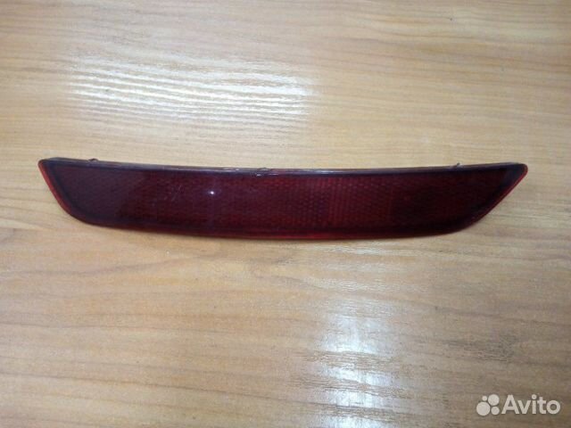 Отражатель в бампер задний правый Ford Mondeo 4