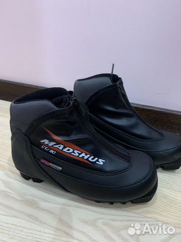 Лыжные ботинки р.34 Norway Madshus CTJ 90