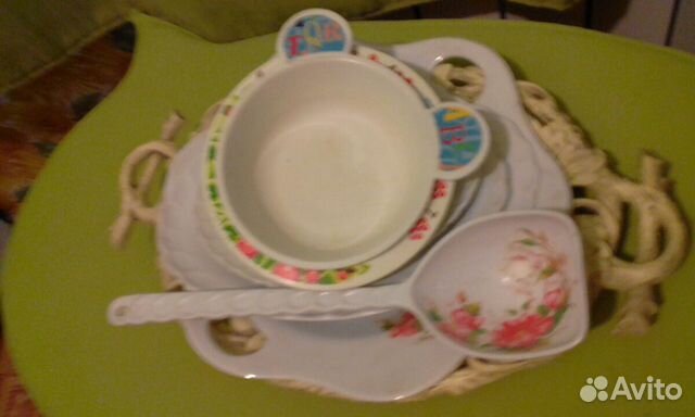 Набор пластиковой посуды