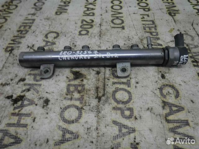 Рейка топливная (рампа) Jeep Grand Cherokee (WK2)