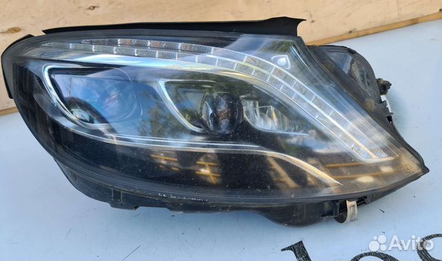 Передняя правая фара Mercedes W222