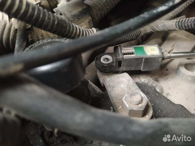 5658329 ford втулка троса