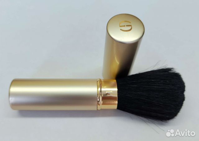 Кисть выдвижная Oriflame Giordani