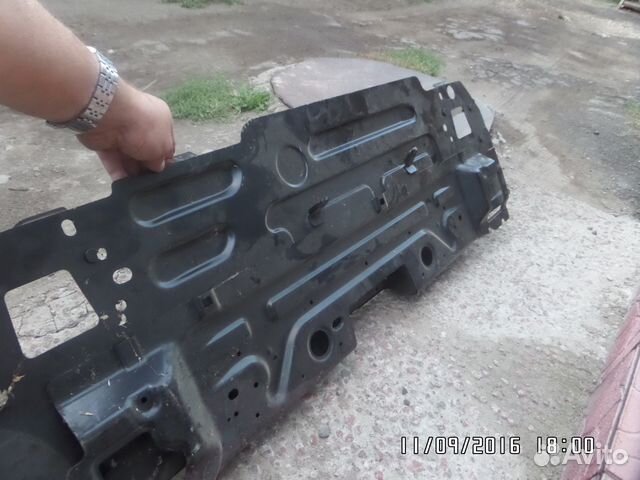 Панель задняя задней части Форд Фокус 1(седан)