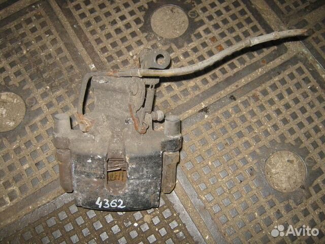 Суппорт задний левый Jaguar XF X250