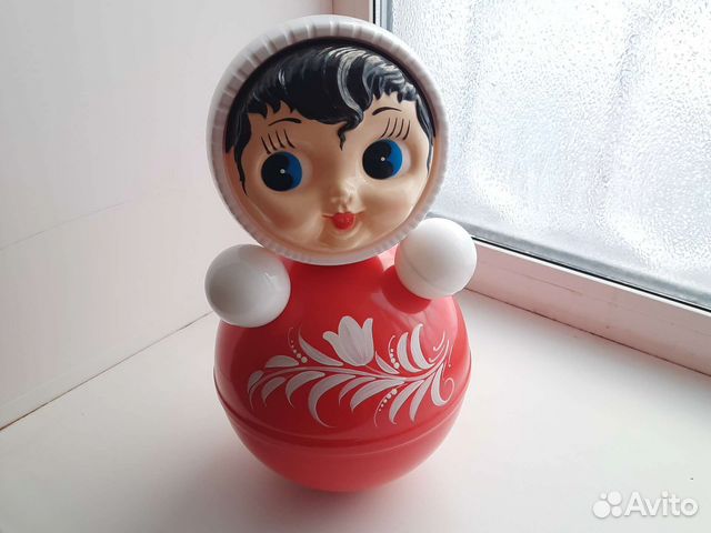 Игрушка неваляшка