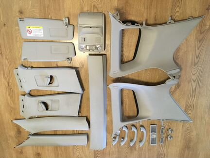 Светлый пластик салона Volkswagen Tiguan 2007-2016