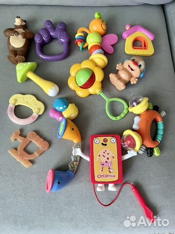 Грызунки и погремушки для малыша