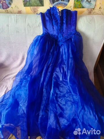 Вечернее платье в пол 44